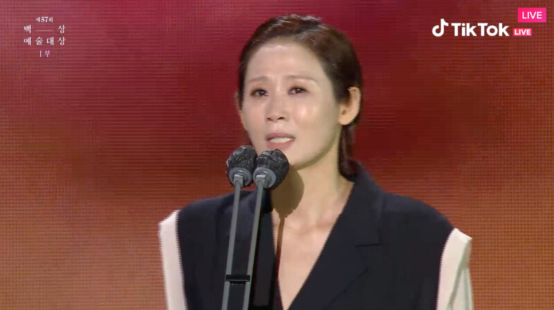 最優秀女配角獎: 《三姊妹》金善映 最優秀女配角獎: 《三姊妹》金善映