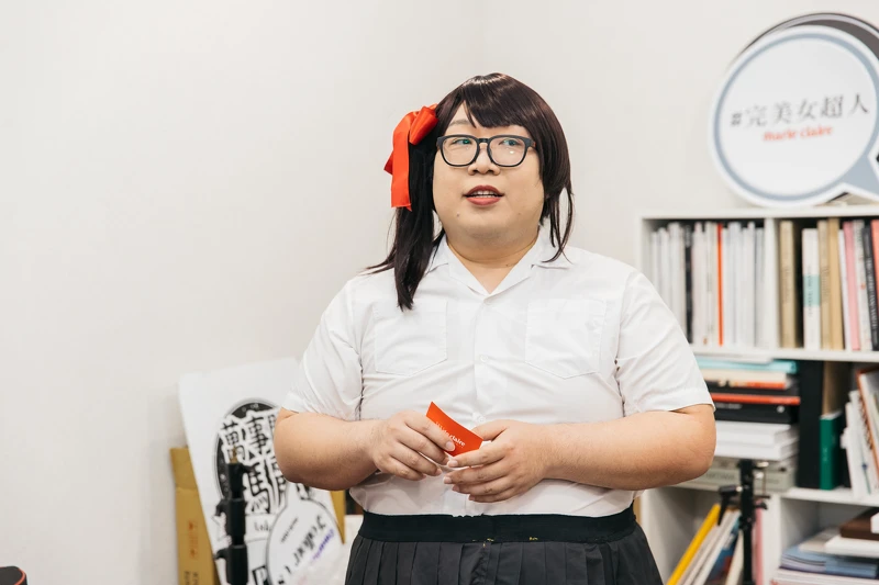 Alizabeth 娘娘 化身暗黑新角色「由里」