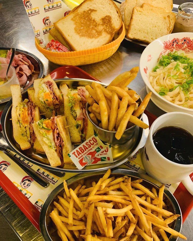 招牌冠軍薯條。 招牌冠軍薯條。