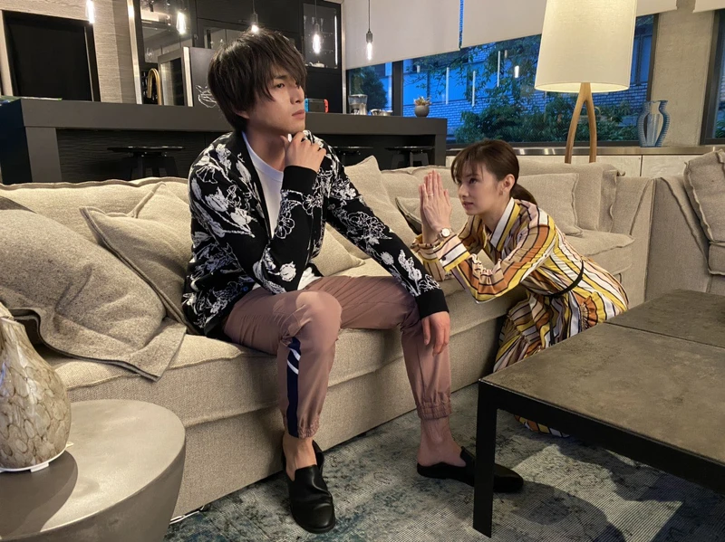 離婚活動 Photo/ Twitter @ rikokatsu_tbs TBS