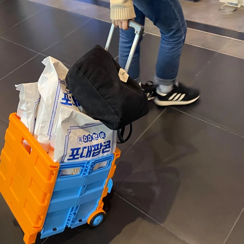 韓國知名電影院推爆米花促銷，養眼猛男大片惹爭議！