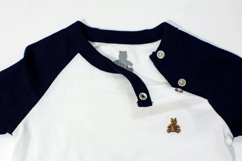 領口壓釦設計 領口壓釦設計