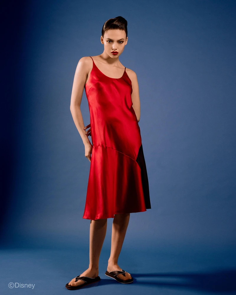 Rag & Bone X 庫伊拉 緞面面料洋裝，未定價