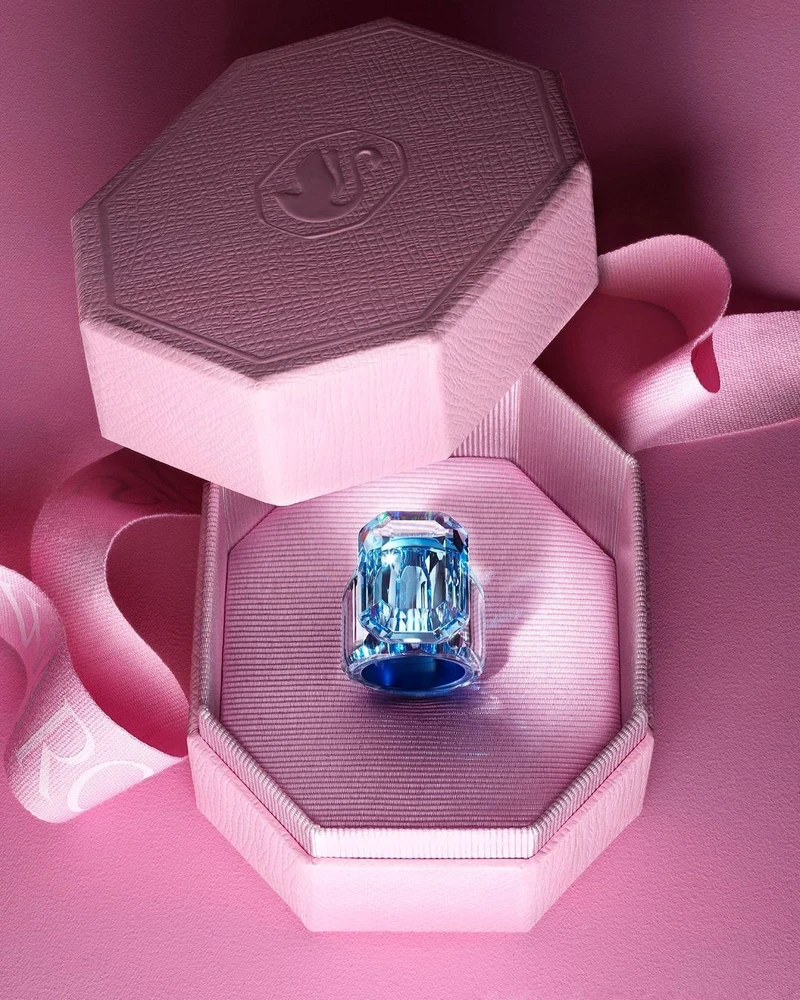 Swarovski全新八角形包裝盒 Swarovski全新八角形包裝盒