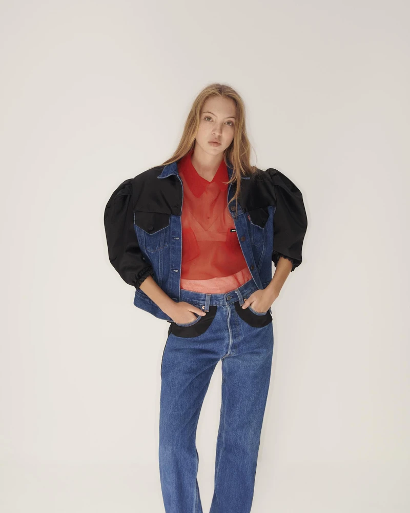 Miu Miu X Levi’s聯名丹寧外套換上夢幻燈籠袖設計 Miu Miu X Levi’s聯名丹寧外套換上夢幻燈籠袖設計