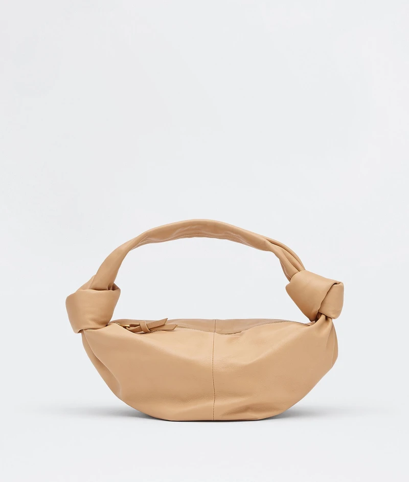 Bottega Veneta皮革手提包，NT 40,300