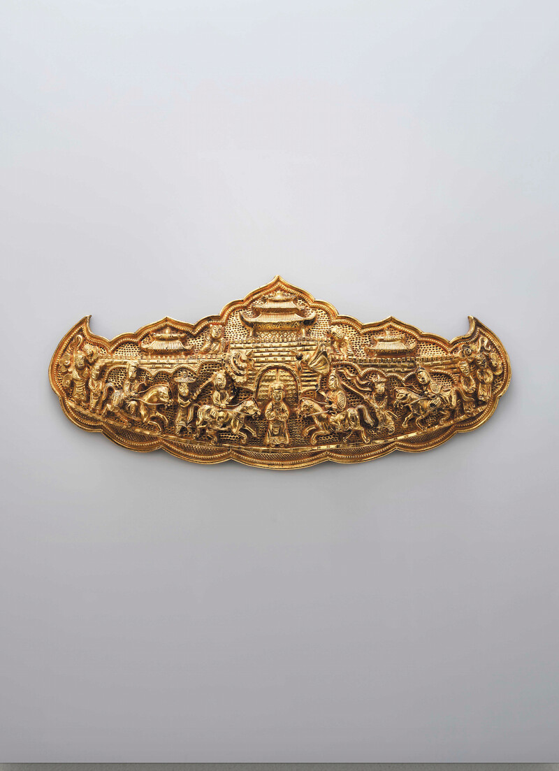 四馬投唐圖金滿冠,明代, 1368-1644, 夢蝶 軒藏品。 四馬投唐圖金滿冠,明代, 1368-1644, 夢蝶 軒藏品。