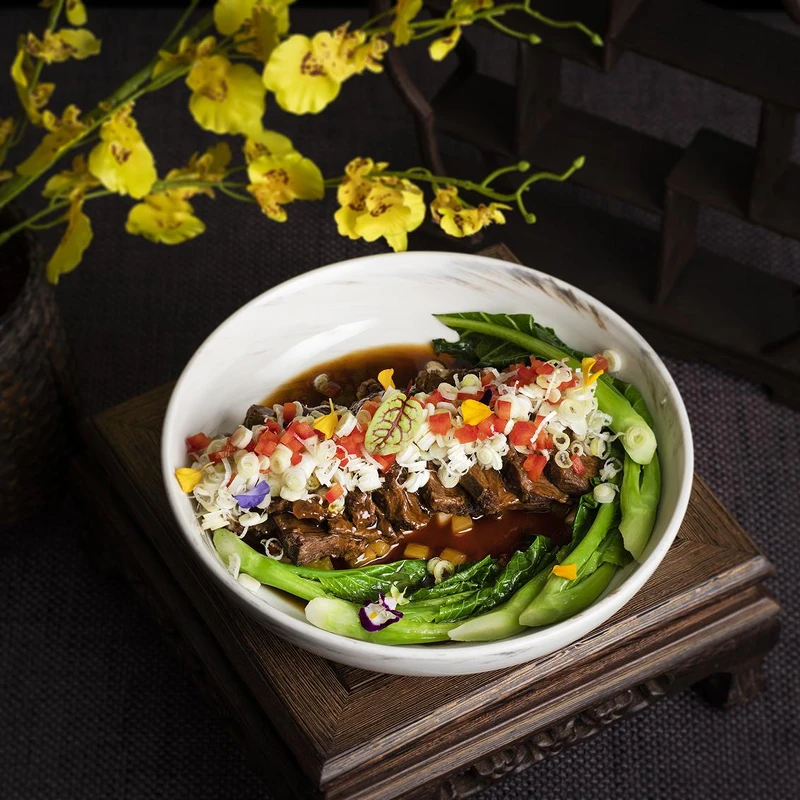 慢煮濃肉汁澳洲和牛面頰肉 每道1,280元 慢煮濃肉汁澳洲和牛面頰肉 每道1,280元