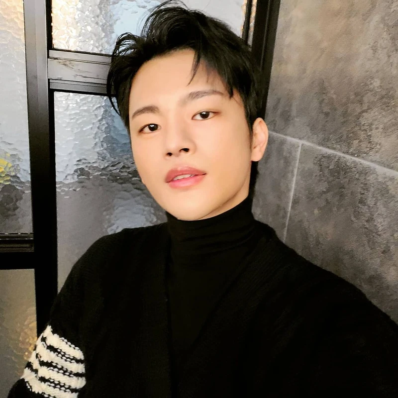 《某一天滅亡》徐仁國人氣漲！自嘲長相奇特