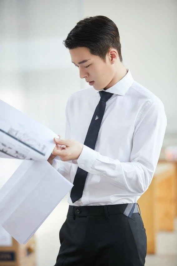 10張照片證實 張基龍是「美尻王子」 10張照片證實 張基龍是「美尻王子」