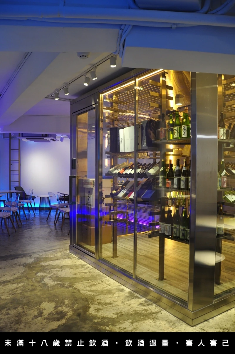 純白的裝潢風格不說你可能會以為是咖啡廳。 純白的裝潢風格不說你可能會以為是咖啡廳。