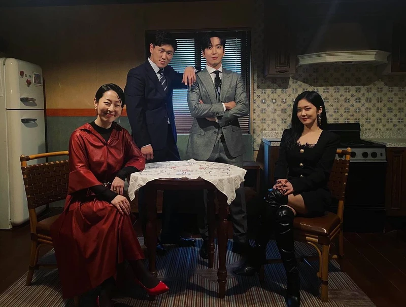 大發不動產 職員合照 photo/ @ jyheffect0622 大發不動產 職員合照 photo/ @ jyheffect0622