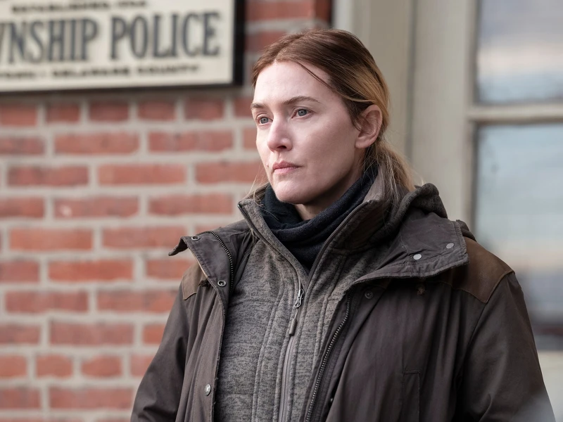 凱特溫絲蕾 美劇《東城奇案》不帶濾鏡教科書級演出！