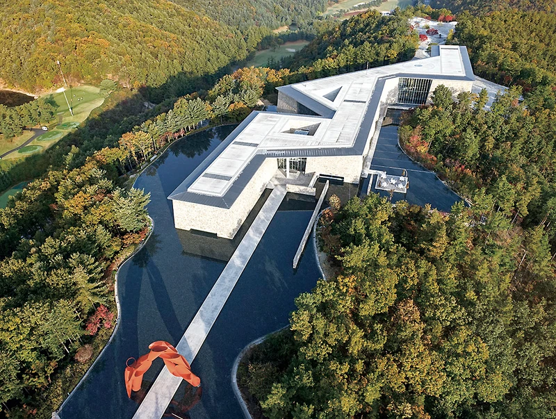 The Museum SAN(Space Art Nature) The Museum SAN(Space Art Nature)