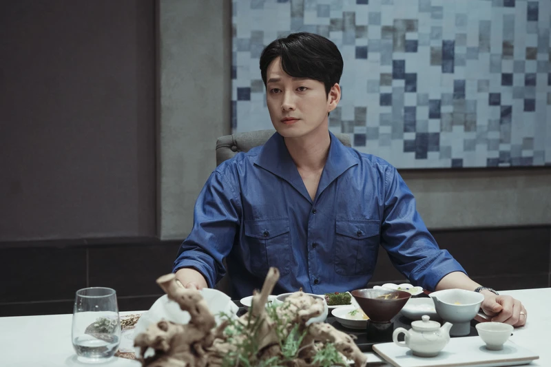 36歲 李賢旭《我的上流世界》被封「國民渣男」 36歲 李賢旭《我的上流世界》被封「國民渣男」