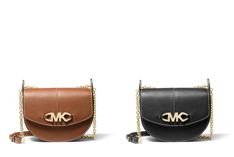 Michael Kors Izzy馬鞍包(素色款),售價NT$14,000 Michael Kors Izzy馬鞍包(素色款),售價NT$14,000