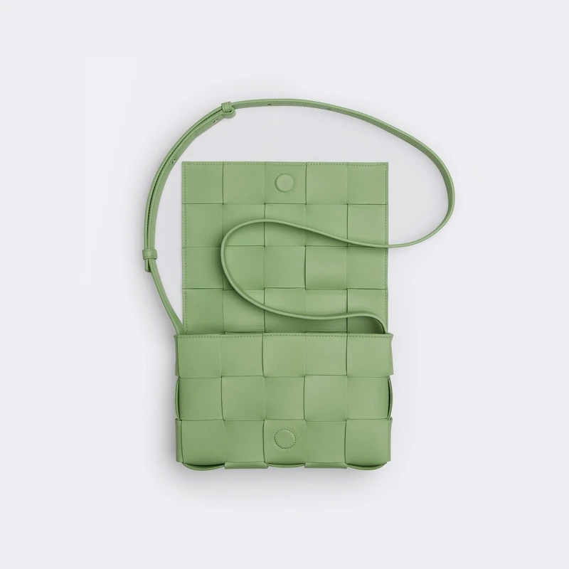 Bottega Veneta Cassette,NT66,100 Bottega Veneta Cassette,NT66,100
