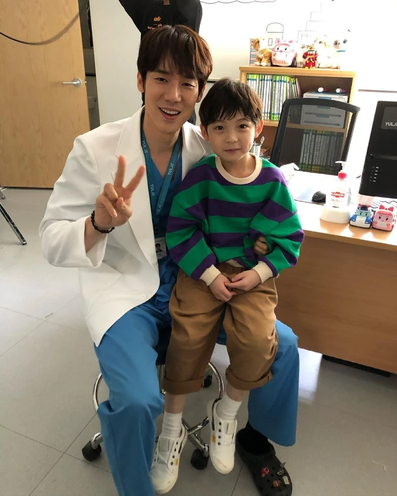 《機智醫生生活2》柳演錫「活佛政源」暖心雞湯滿滿力量