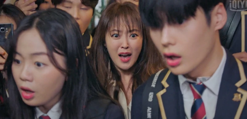 《上流戰爭3》控制欲家教「陳粉紅」 《上流戰爭3》控制欲家教「陳粉紅」