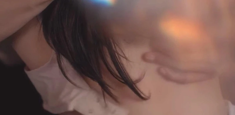 無法抗拒的他》 光速上本壘?1分鐘限制級「動作戲」超火熱! 無法抗拒的他》 光速上本壘?1分鐘限制級「動作戲」超火熱!