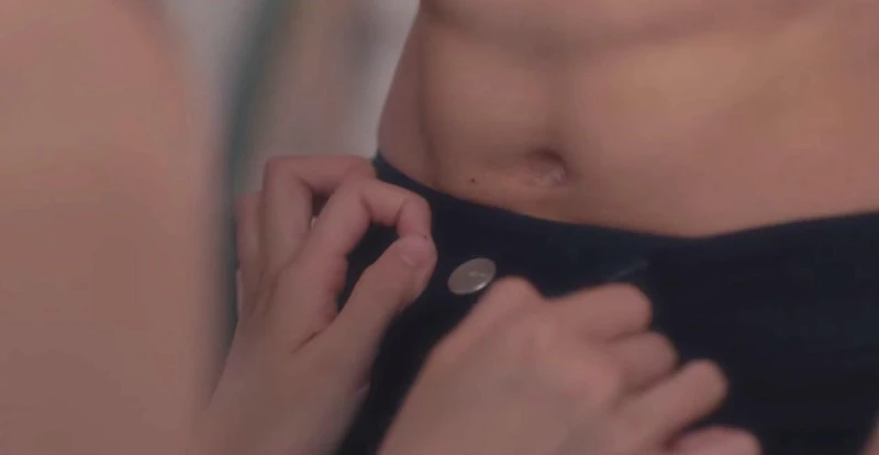 無法抗拒的他》 光速上本壘?1分鐘限制級「動作戲」超火熱! 無法抗拒的他》 光速上本壘?1分鐘限制級「動作戲」超火熱!