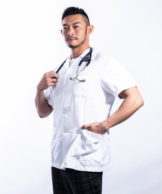 漢城淨雪產品總監Dr. Benson 漢城淨雪產品總監Dr. Benson