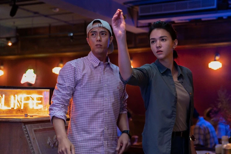 ▲莊凱勛在劇中的暗黑過往被挖出,可能影響他的議員連任。(圖/CATCHPLAY+提供) ▲莊凱勛在劇中的暗黑過往被挖出,可能影響他的議員連任。(圖/CATCHPLAY+提供)