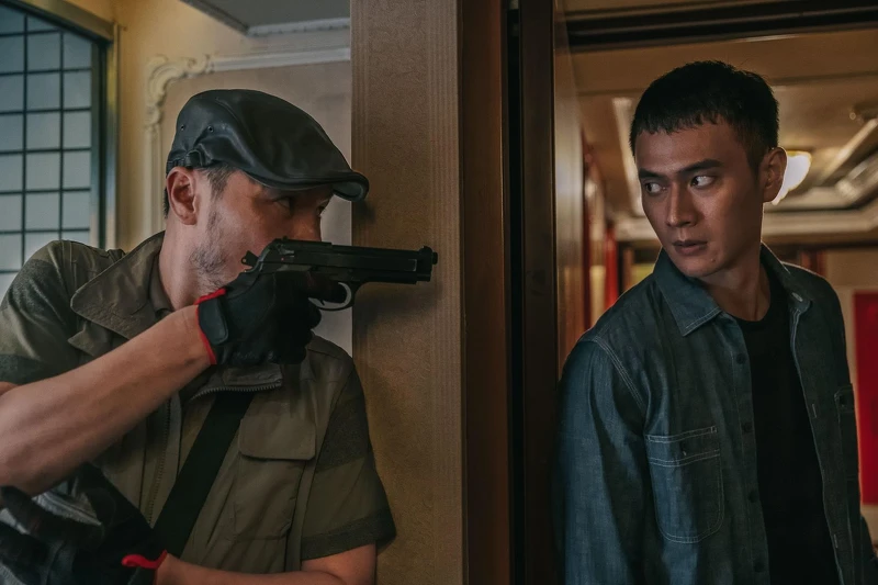 ▲李銘忠的現身讓劇情走向更為複雜。(圖 / CATCHPLAY+提供) ▲李銘忠的現身讓劇情走向更為複雜。(圖 / CATCHPLAY+提供)