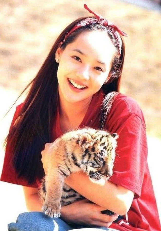 40歲 柳真 出道20多年凍齡臉蛋幾乎沒變過！