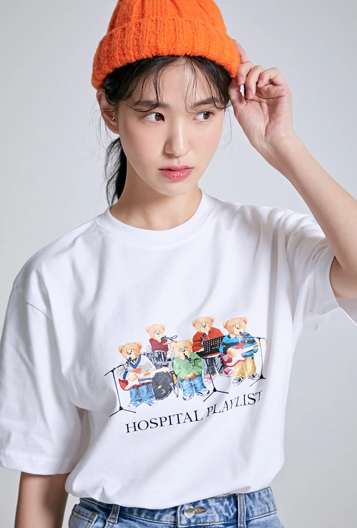 《機智醫生生活2》X SPAO聯名系列T-Shirt,約NT490 《機智醫生生活2》X SPAO聯名系列T-Shirt,約NT490