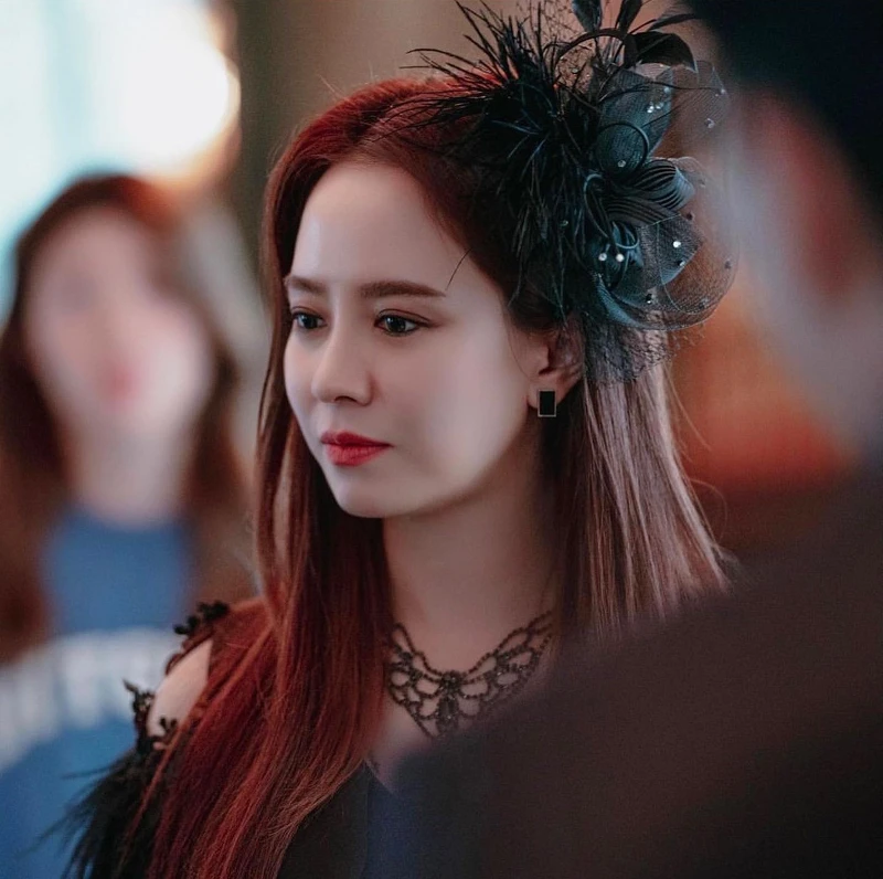 宋智孝 《來魔女食堂吧》演繹華麗優雅造型 宋智孝 《來魔女食堂吧》演繹華麗優雅造型