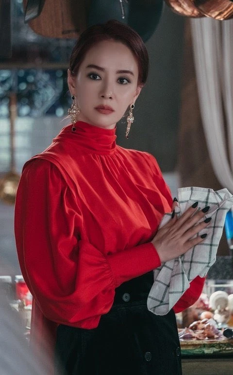 宋智孝 《來魔女食堂吧》演繹華麗優雅造型 宋智孝 《來魔女食堂吧》演繹華麗優雅造型