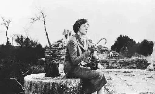 英格麗.褒曼在《義大利假期》中經典的一幕