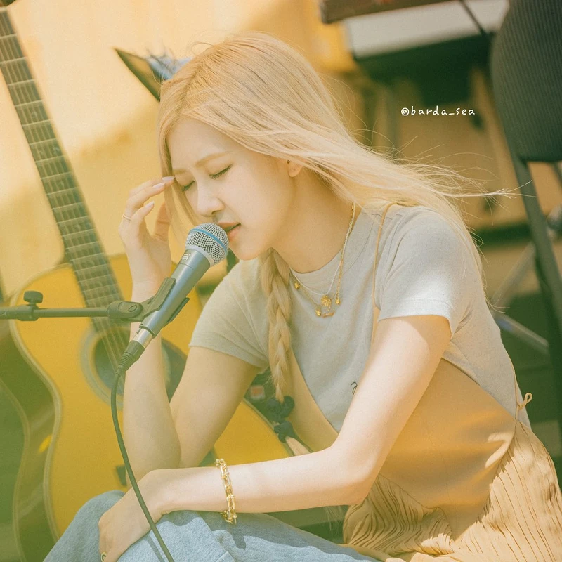 Rosé擔任音樂工讀生 Rosé擔任音樂工讀生