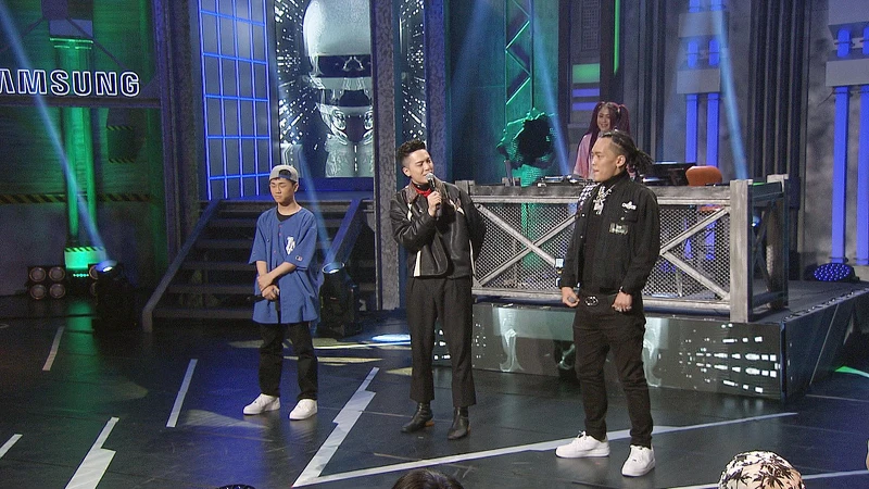 《大嘻哈時代》對戰組合的青蛙和蛋頭