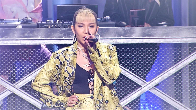 7LING的超炸表現震撼ØZI