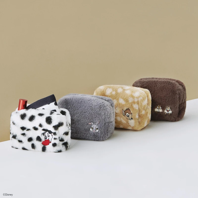 Uniqlo X Disney Furry Friends化妝包,NT$390 Uniqlo X Disney Furry Friends化妝包,NT$390