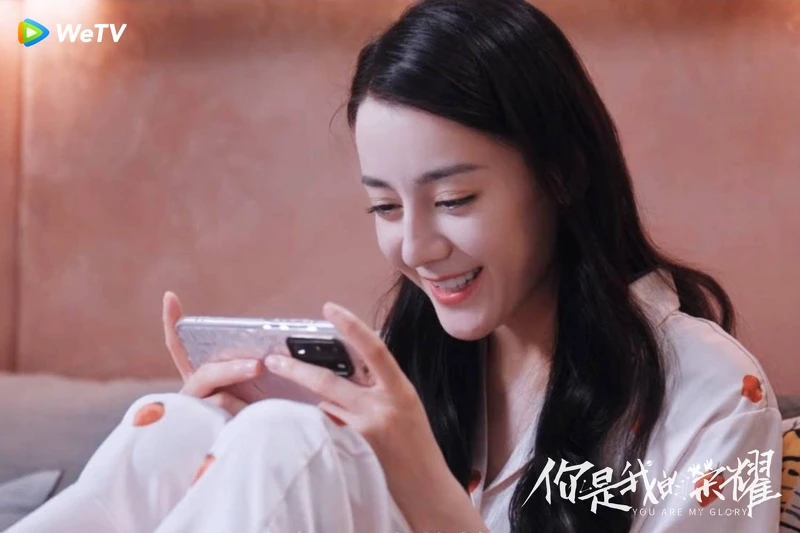 《你是我的榮耀》迪麗熱巴劇中開金口唱歌網友直呼可愛 《你是我的榮耀》迪麗熱巴劇中開金口唱歌網友直呼可愛