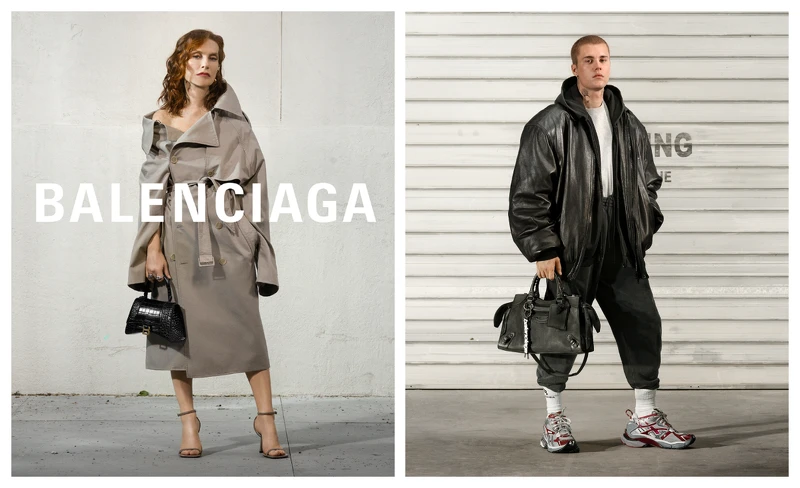 Balenciaga 最新形象廣告由影后 Isabelle Huppert、Justin Bieber 擔綱演繹。 Balenciaga 最新形象廣告由影后 Isabelle Huppert、Justin Bieber 擔綱演繹。