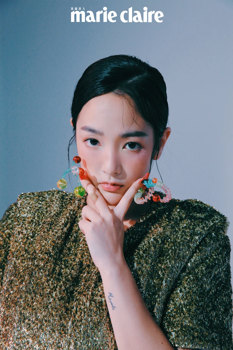 金色洋裝,Louis Vuitton 金色洋裝,Louis Vuitton