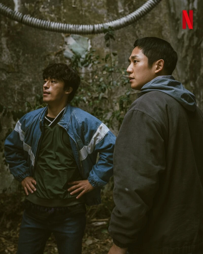 丁海寅、具教煥、金成鈞《D.P:逃兵追緝令》 丁海寅、具教煥、金成鈞《D.P:逃兵追緝令》