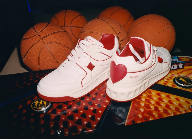 One Stud低筒運動鞋,NT29,800 One Stud低筒運動鞋,NT29,800