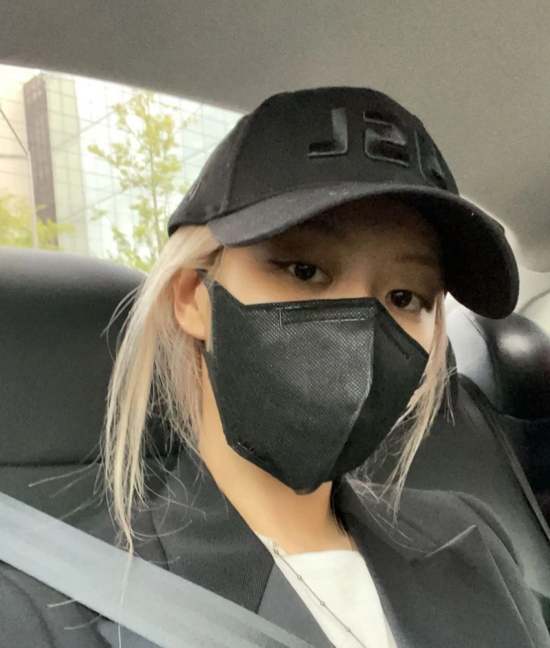 朴彩英Rosé 朴彩英Rosé