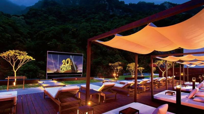 太魯閣晶英酒店擁有全台唯一「峽谷星空電影院」 太魯閣晶英酒店擁有全台唯一「峽谷星空電影院」