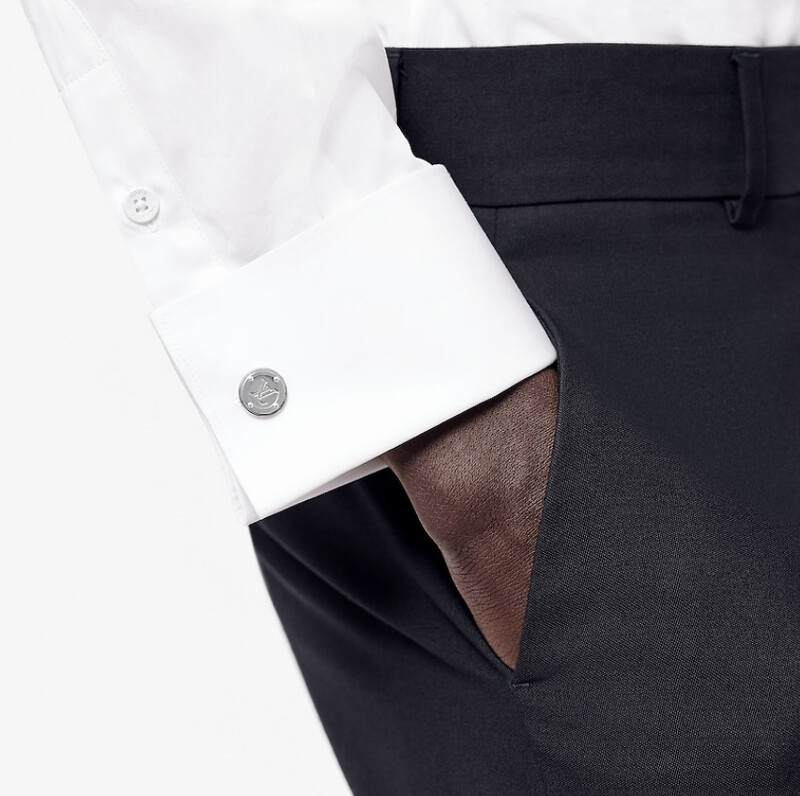 Travel Key LV Circle 袖扣，售價NT$15,100&nbsp;