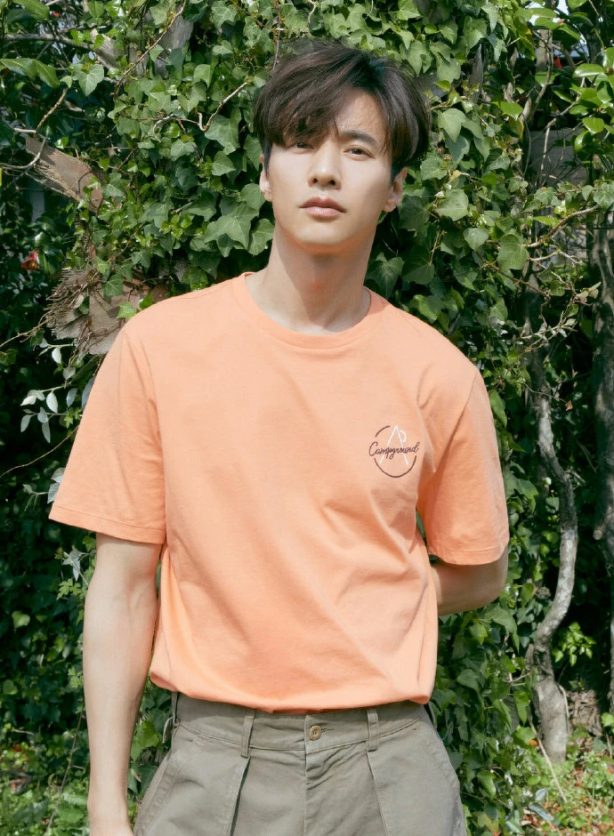 43歲 元斌 代言大片再狙擊！