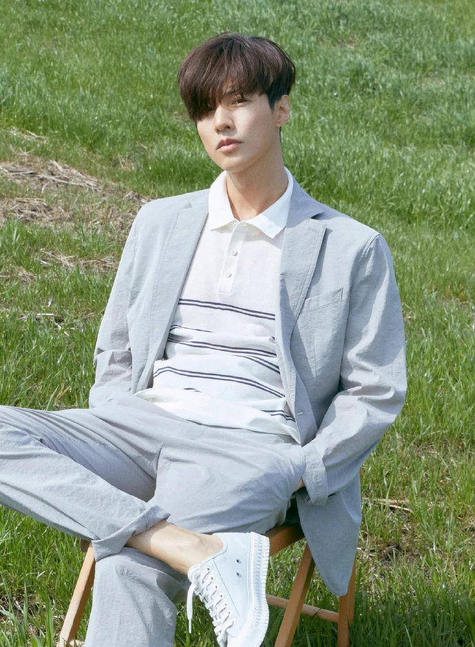 43歲 元斌 代言大片再狙擊！