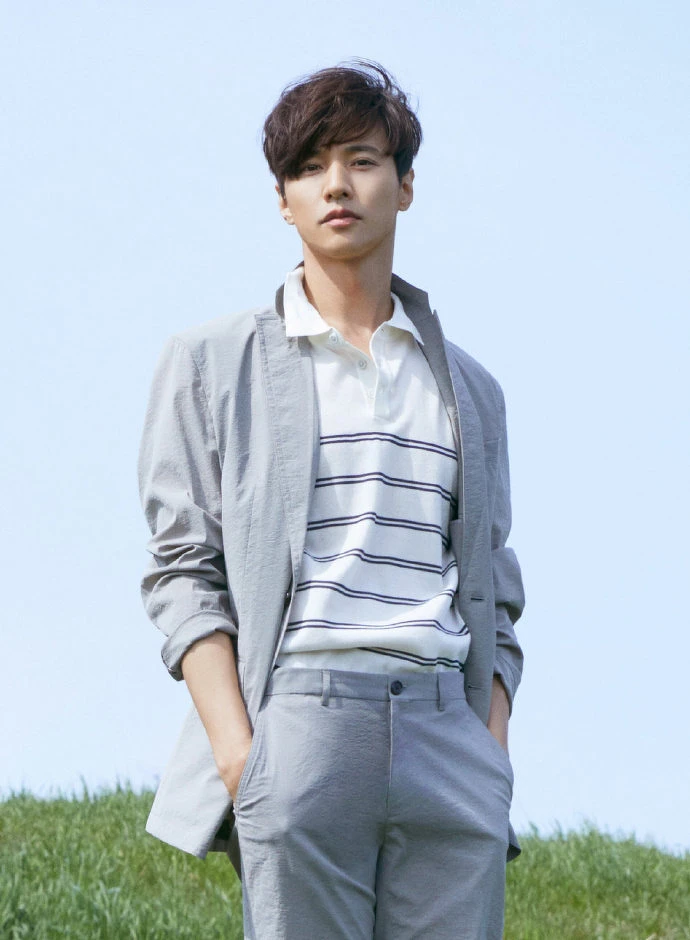 43歲 元斌 代言大片再狙擊！