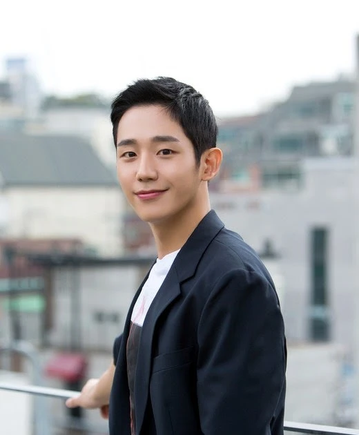 丁海寅 擔任 短篇電影《Unframed》男主角 丁海寅 擔任 短篇電影《Unframed》男主角