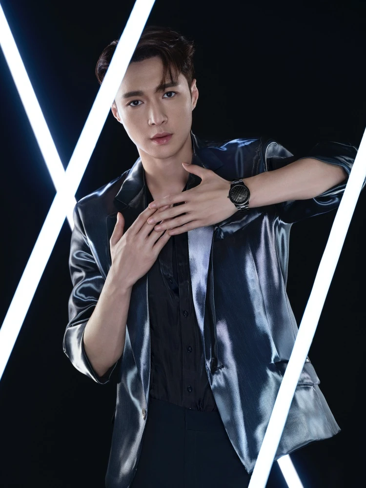 DW X 張藝興「拾光」聯名系列 DW X 張藝興「拾光」聯名系列